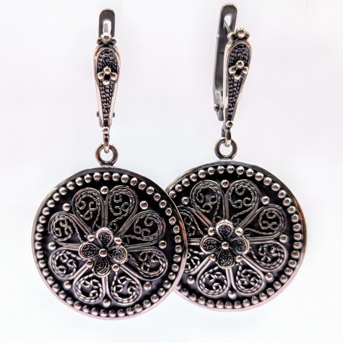 ვერცხლის საყურე Image 3
